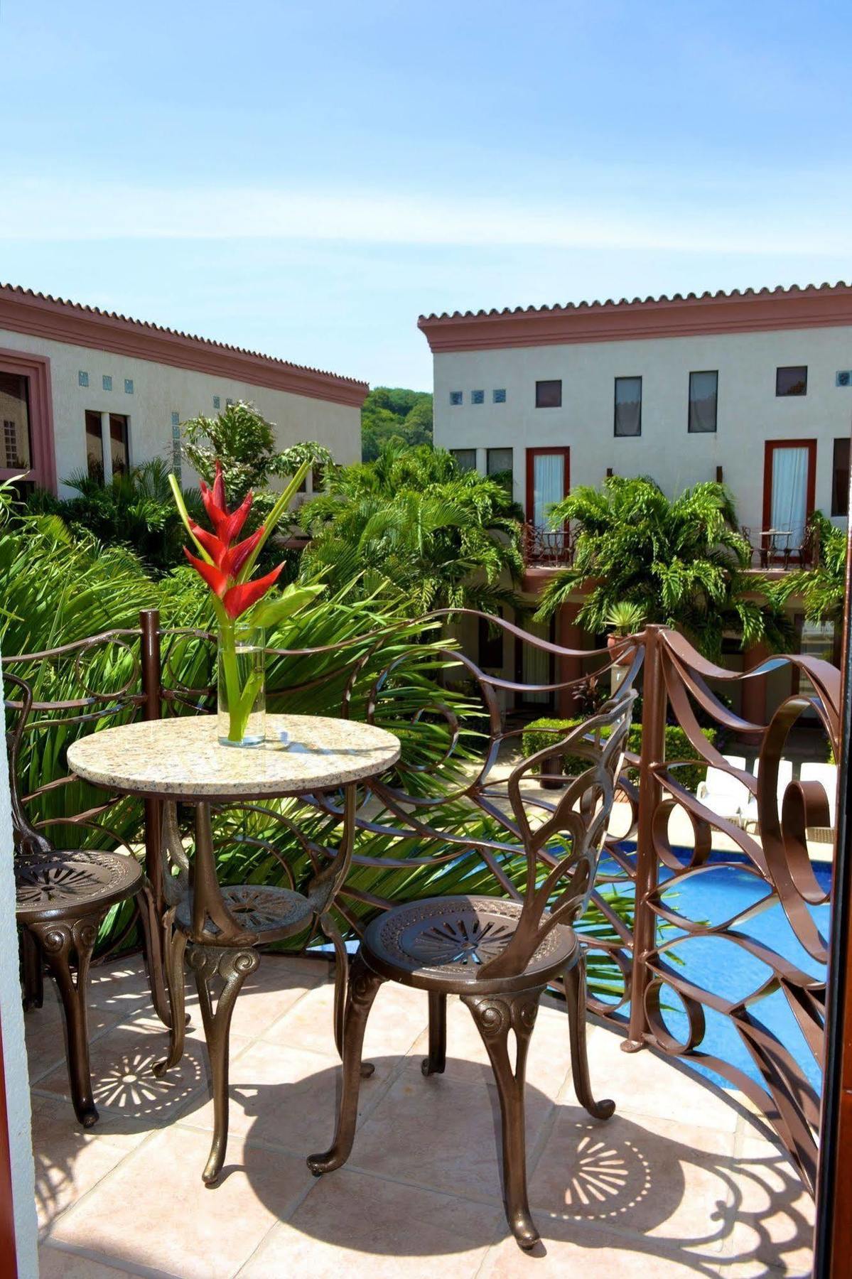 Las Sirenas Hotel And Condos West Bay Zewnętrze zdjęcie
